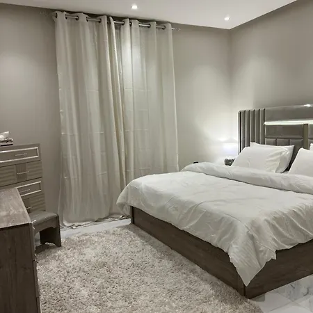 شقة فندقية غرفة نوم بمجلس استرخائي Jeddah Exterior photo